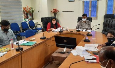 सभी नगरीय निकाय स्‍वरोजगार योजनाओं में शतप्रतिशत लक्ष्‍यानुसार प्रकरण तैयार कर लगाये- श्री अग्रवाल