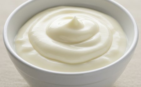 दही और आंतों का स्वास्थ्य: अच्छे बैक्टीरिया का कमाल (Curd and Gut Health: Good Bacteria at Work)